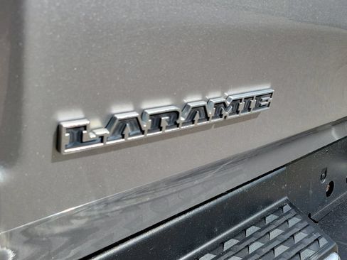 Used 2022 RAM 1500 Laramie AWD/4WD image 37