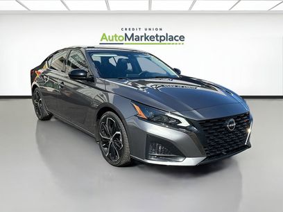Used 2023 Nissan Altima 2.5 SR
