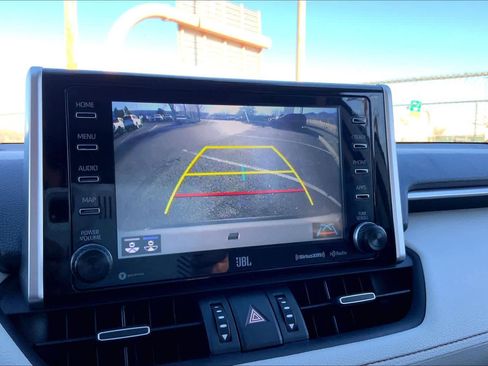 Used 2021 Toyota RAV4 Limited image 25
