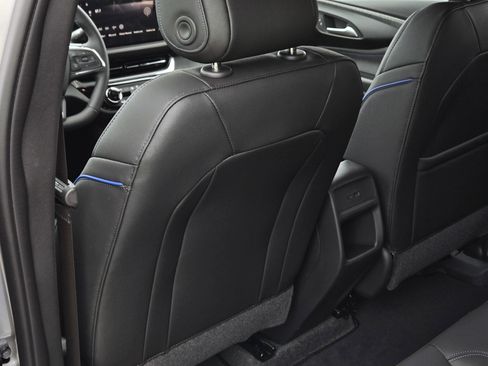 New 2026 Buick Envista Sport Touring FWD image 18