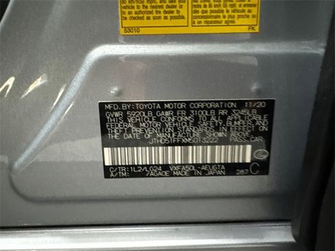 Used 2021 Lexus LS 500 w/ Interior Upgrade Package image 22