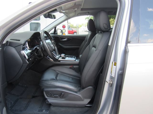 Used 2022 Audi Q7 3.0T Premium w/ Convenience Package AWD/4WD image 15