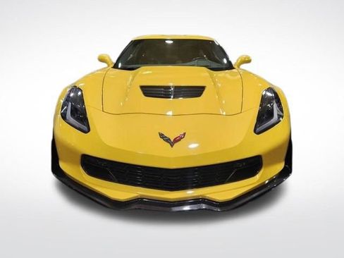 Used 2018 Chevrolet Corvette Z06 image 9