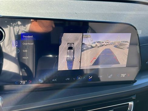 New 2026 Chevrolet Traverse LT w/ Sun and Wheel Package image 28