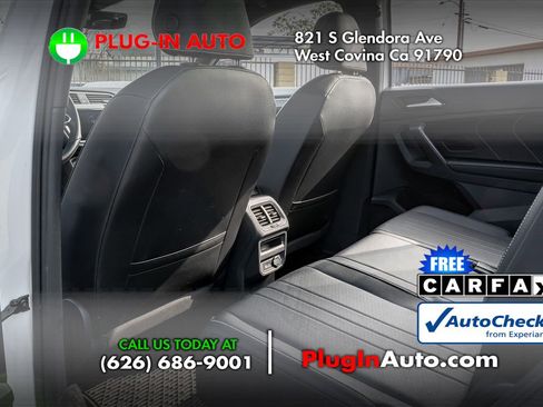 Used 2022 Volkswagen Tiguan SE R-Line image 9