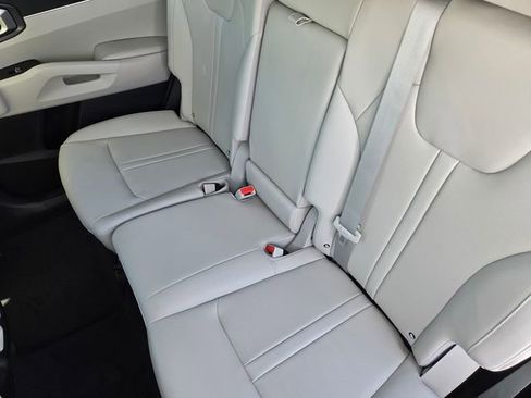 New 2026 Kia Sorento S w/ S Panoramic Sunroof Package FWD image 24