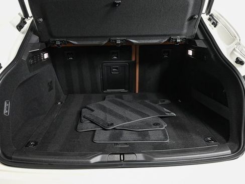 Used 2022 Maserati Levante GT image 32