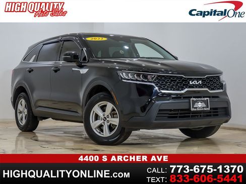 Used 2022 Kia Sorento LX AWD/4WD image 1