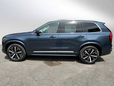 New 2025 Volvo XC90 B5 Core w/ Protection Package Premier image 2