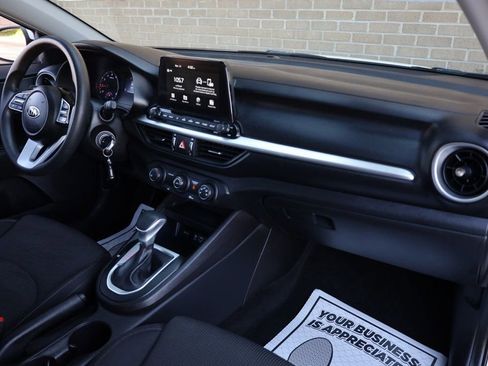 Used 2021 Kia Forte LXS image 24