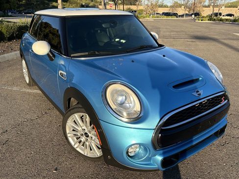 Used 2015 MINI Cooper S image 5