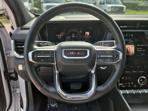 Used 2025 GMC Terrain Elevation AWD/4WD image 23