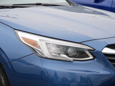 Used 2022 Subaru Legacy Limited w/ Tech Package 3 AWD/4WD image 2