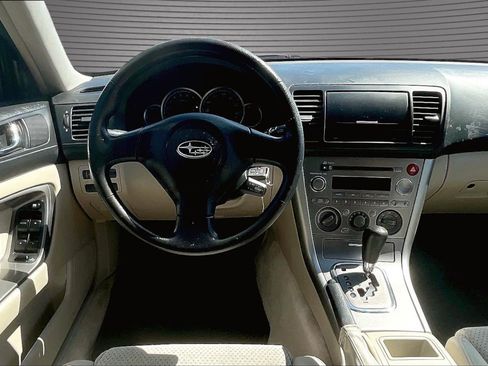 Used 2006 Subaru Legacy 2.5i Special Edition AWD/4WD image 8