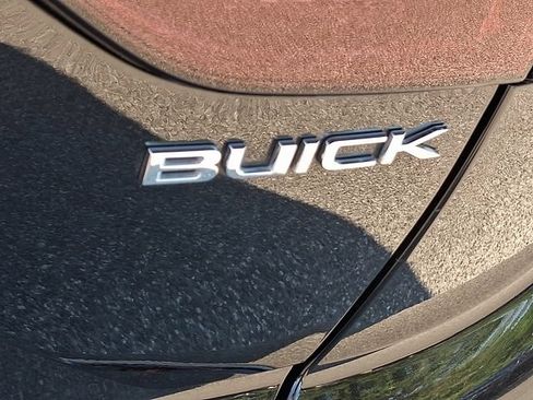 Used 2025 Buick Envision Preferred AWD/4WD image 33
