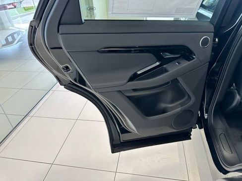 New 2026 Land Rover Range Rover Evoque S AWD/4WD image 12