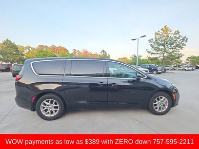 Used 2023 Chrysler Pacifica Touring-L