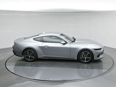 Used 2025 Ford Mustang Premium image 56