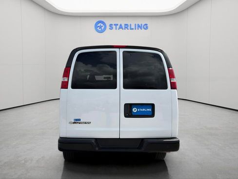 Used 2023 Chevrolet Express 3500 LS RWD image 7