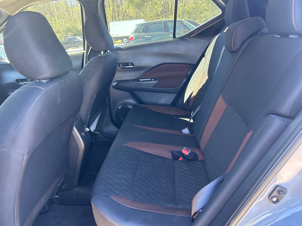Used 2023 Nissan Kicks SR FWD image 16