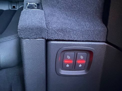 Used 2018 Audi Q7 3.0T Prestige w/ Prestige Package AWD/4WD image 31