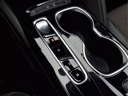 Certified 2022 Buick Envision Preferred w/ Sport Touring Package image 12