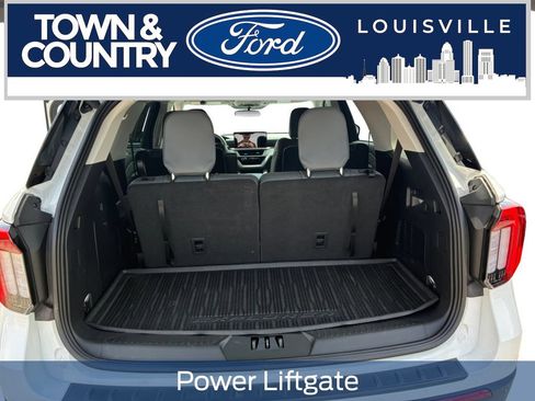 Used 2025 Ford Explorer Active w/ Active Comfort Package AWD/4WD image 9