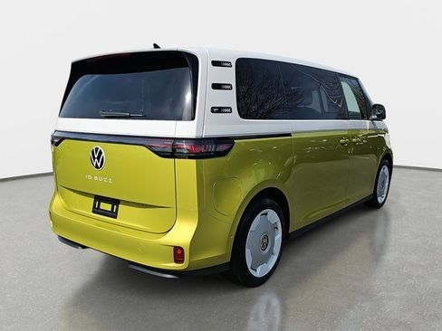 New 2025 Volkswagen ID. Buzz 1st Edition image 3