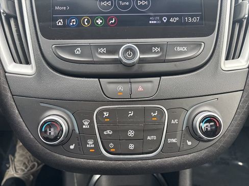 Used 2024 Chevrolet Malibu LT image 26