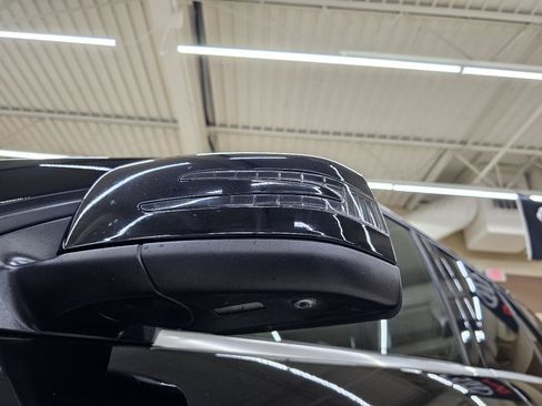 Used 2018 Mercedes-Benz GLE 350 w/ Premium 1 Package image 11