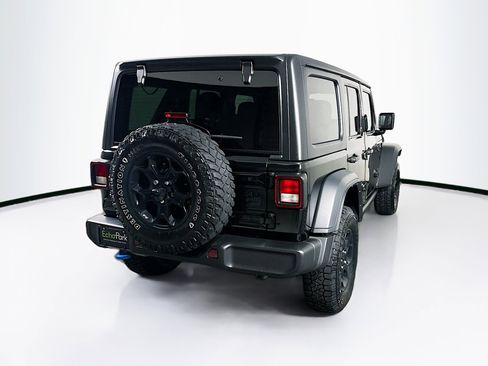 Used 2023 Jeep Wrangler Unlimited w/ Convenience Group AWD/4WD image 9