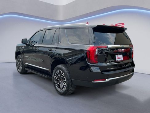 Used 2025 GMC Yukon Elevation AWD/4WD image 3