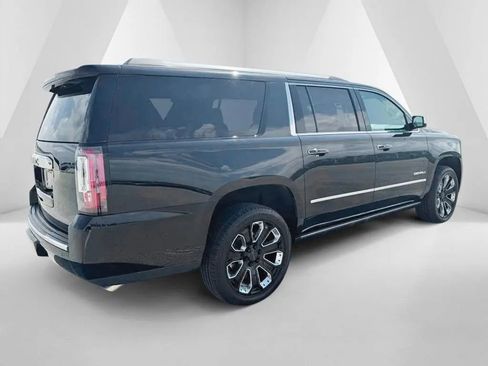 Used 2019 GMC Yukon XL Denali w/ Denali Ultimate Package image 7