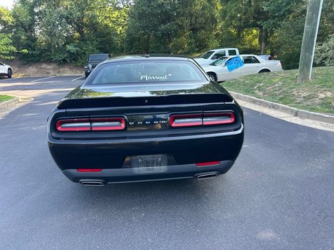 Used 2020 Dodge Challenger SXT RWD image 4