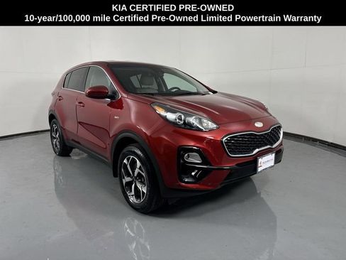 Certified 2022 Kia Sportage LX image 3
