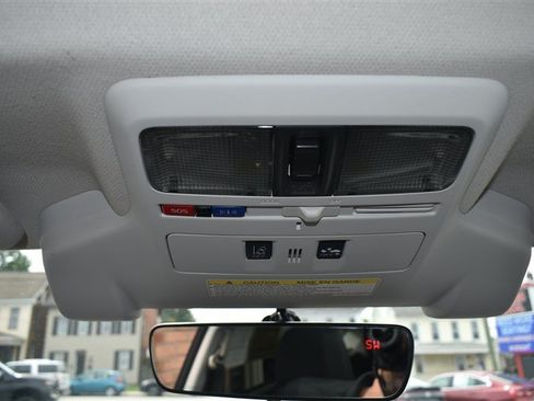 Used 2018 Subaru Forester 2.5i Premium AWD/4WD image 22