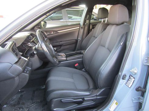 Used 2020 Honda Civic Sport image 8