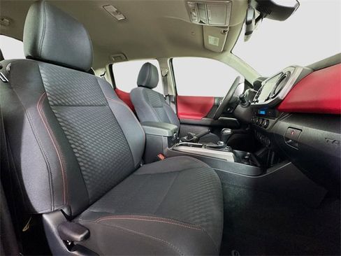 Used 2023 Toyota Tacoma SR5 image 29