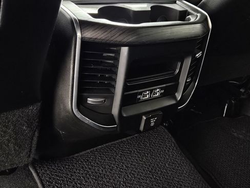 Used 2024 RAM 2500 Laramie w/ Night Edition AWD/4WD image 28