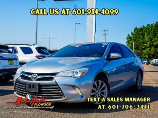 Used 2017 Toyota Camry XLE image 1