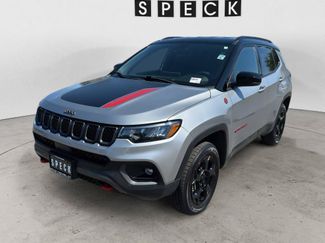 Used 2024 Jeep Compass Trailhawk AWD/4WD video 1