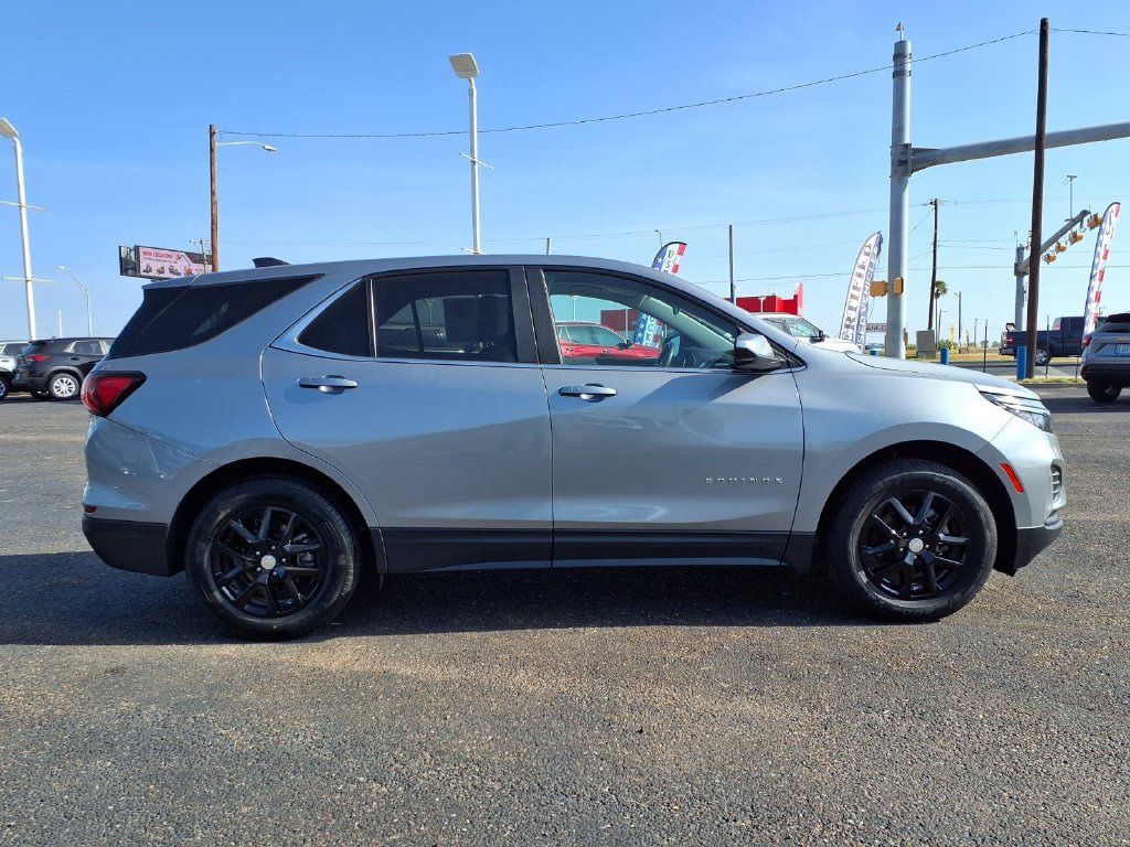Used 2024 Chevrolet Equinox LT FWD image 8