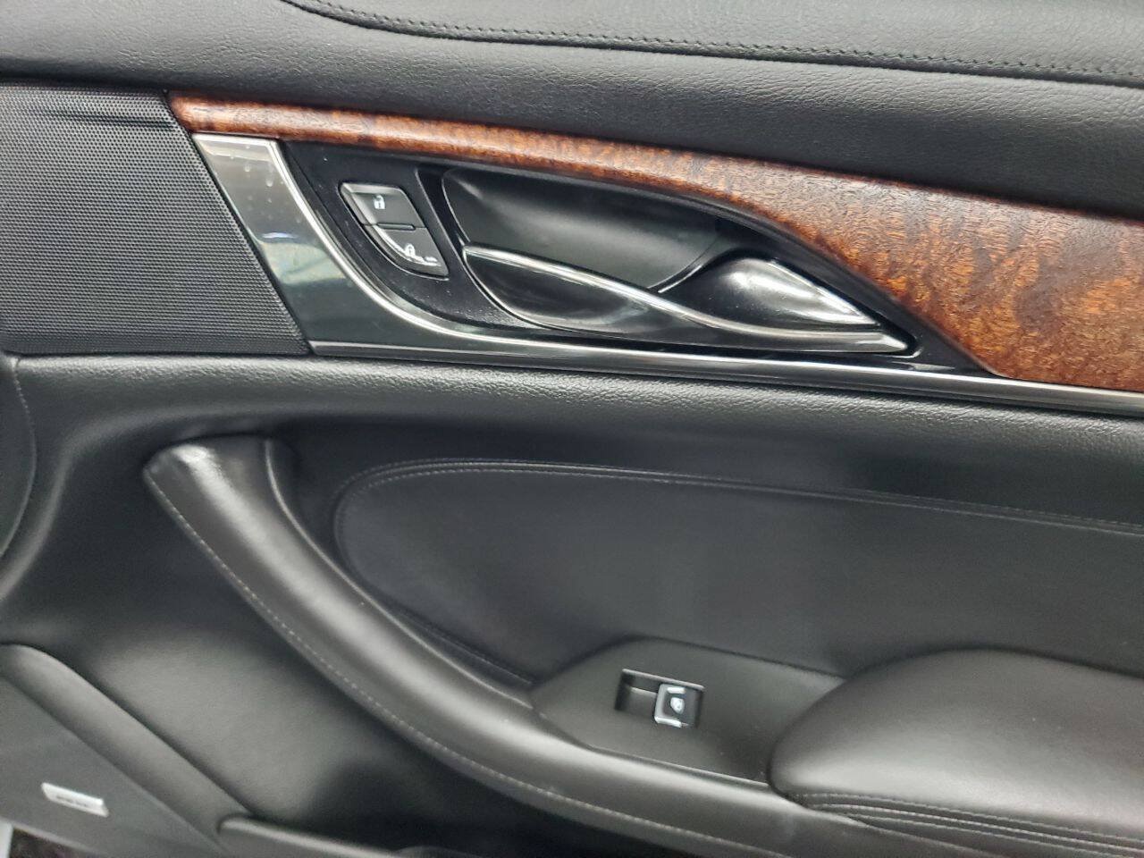Used 2019 Cadillac CTS Luxury AWD/4WD image 16
