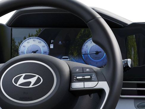 New 2026 Hyundai Elantra Limited FWD image 16