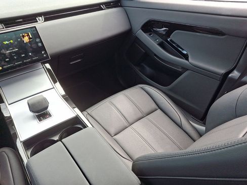 Certified 2025 Land Rover Range Rover Evoque S image 11