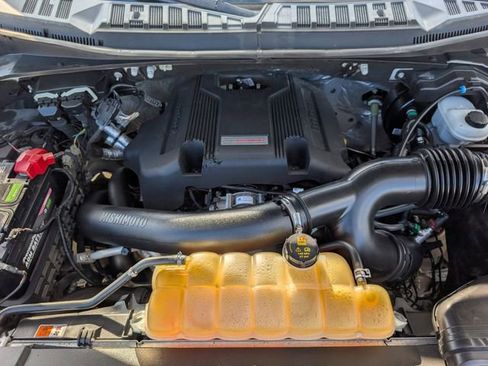 Used 2017 Ford F150 Raptor w/ Equipment Group 802A Luxury image 25