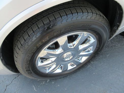 Certified 2017 Buick Enclave Leather FWD image 14