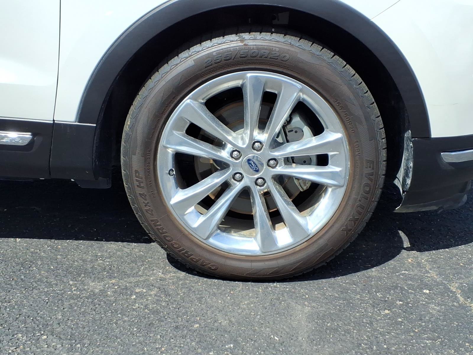 Used 2018 Ford Explorer Limited w/ Ford Safe & Smart Package FWD image 25