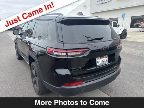 Certified 2023 Jeep Grand Cherokee L Altitude AWD/4WD image 3