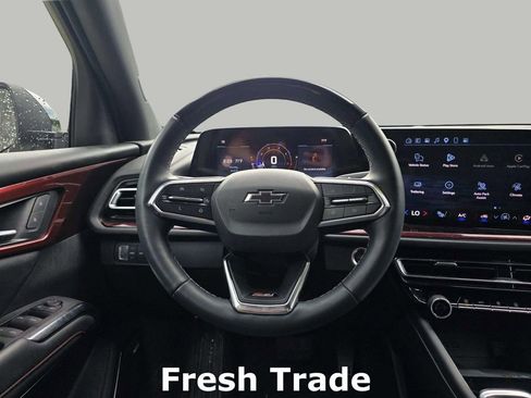 Used 2024 Chevrolet Traverse Z71 w/ Enhanced Driving Package AWD/4WD image 15